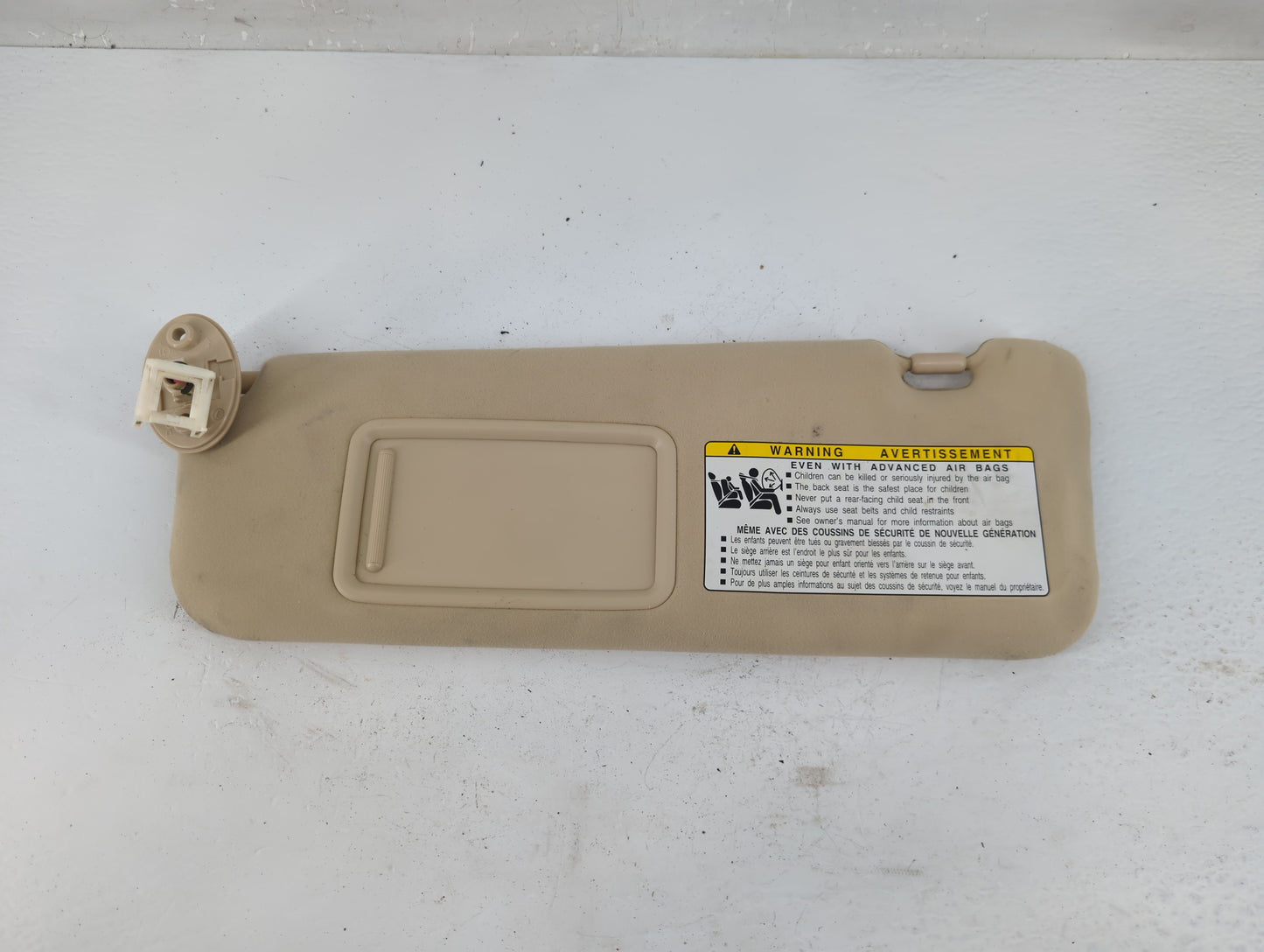 2010-2011 Lexus Es350 Sun Visor Shade Replacement Driver Left Mirror Fits Fits 2010 2011 OEM Used Auto Parts - Oemusedautopa