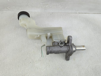 compare product 2007-2012 Lexus Es350 Brake Master Cylinder