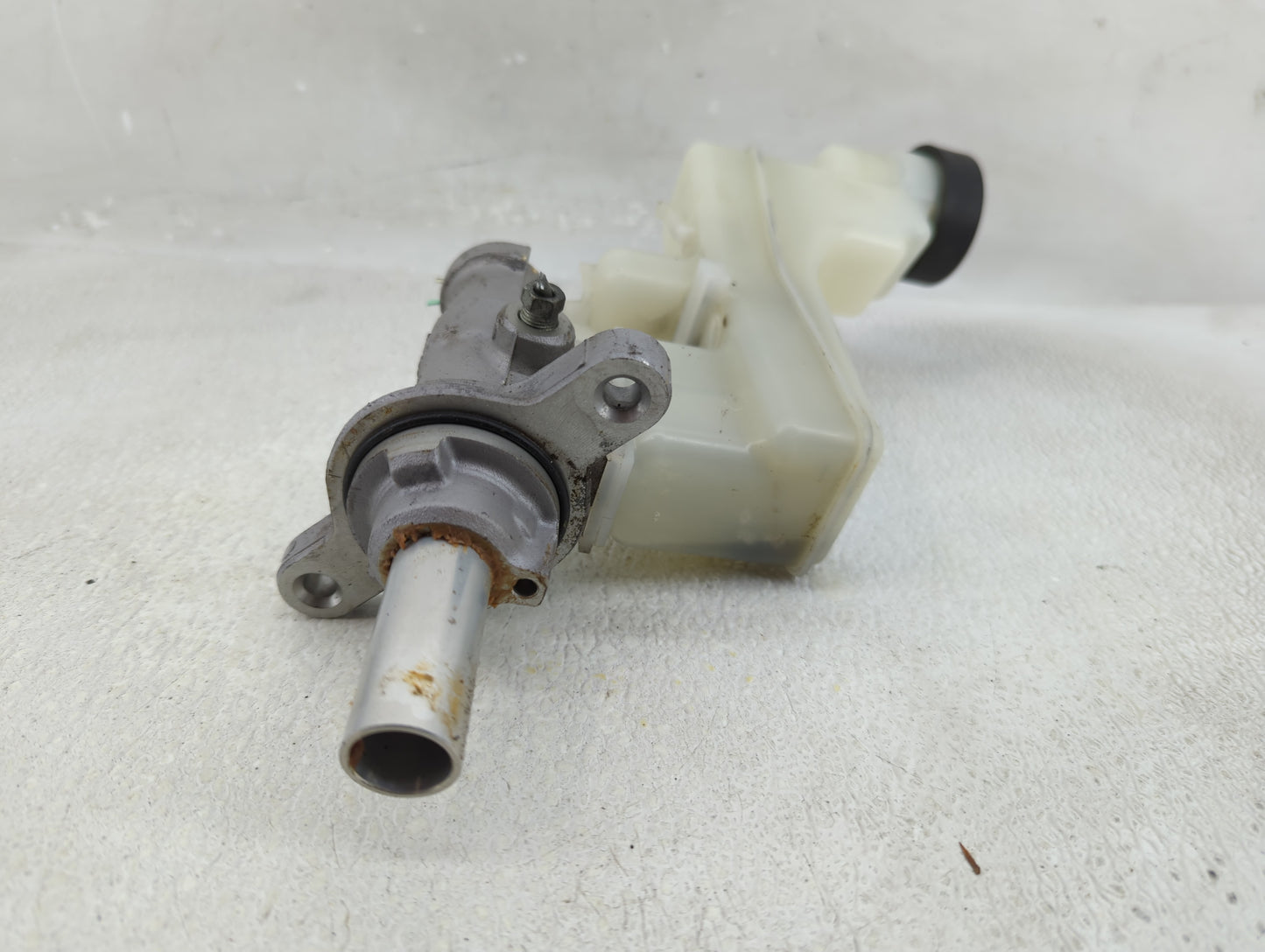 2007-2012 Lexus Es350 Brake Master Cylinder - Oemusedautoparts1.com