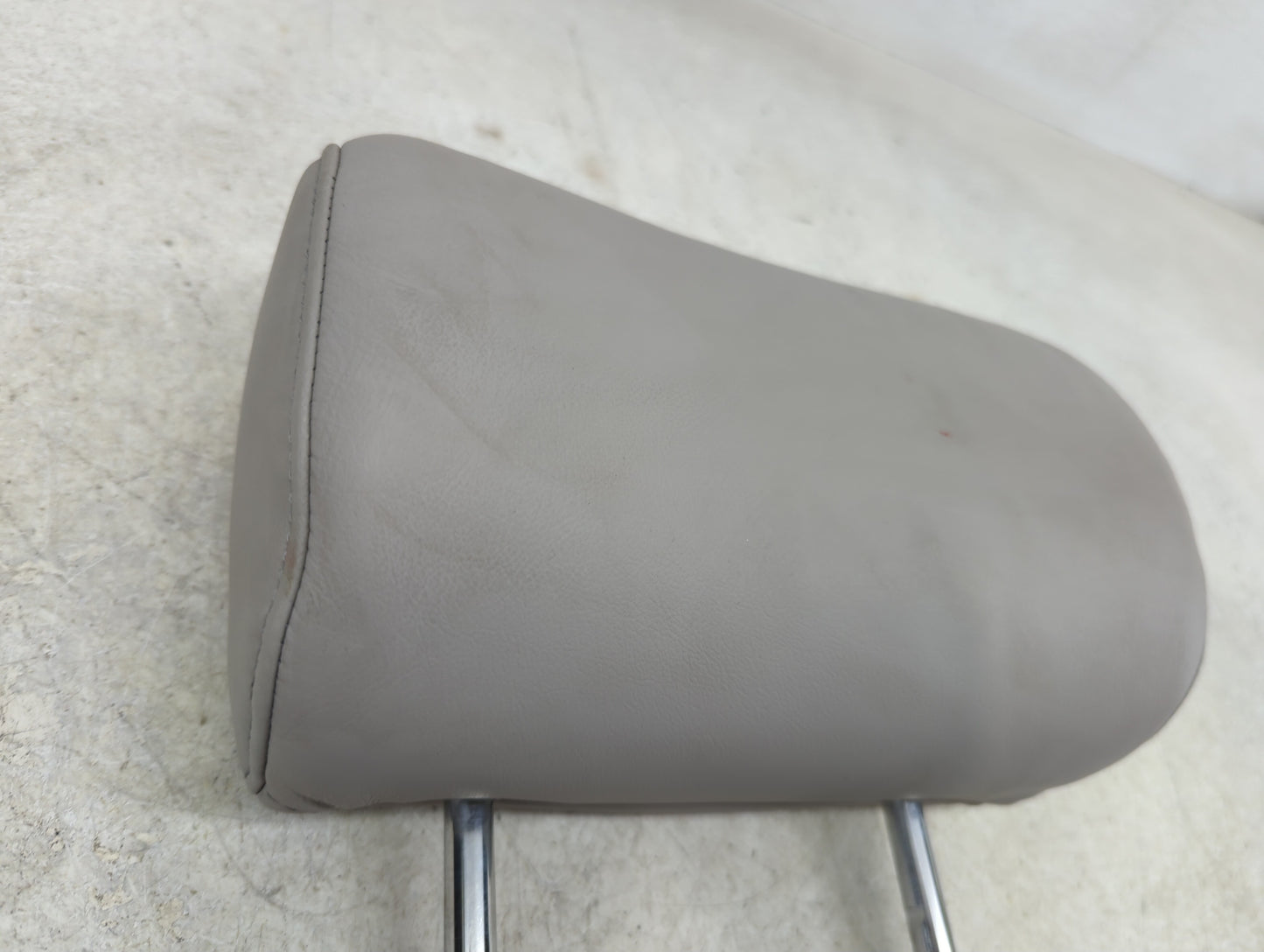 2010 Lexus Es350 Headrest Head Rest Rear Center Seat Fits OEM Used Auto Parts - Oemusedautoparts1.com