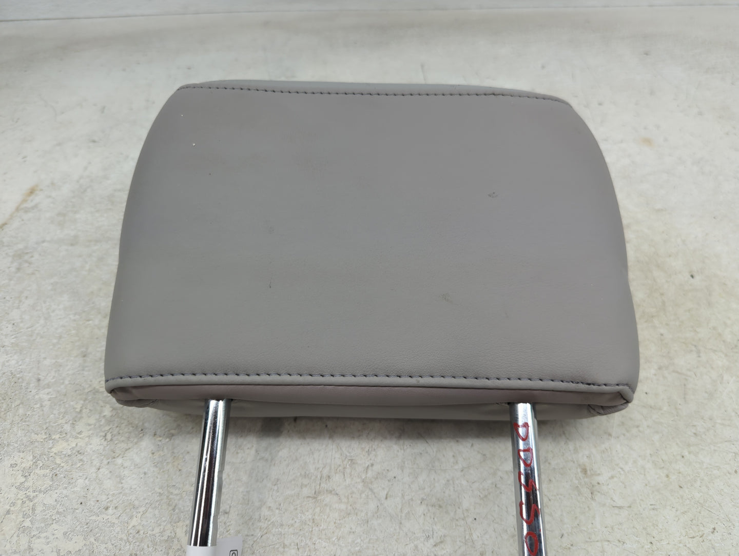 2010 Lexus Es350 Headrest Head Rest Rear Center Seat Fits OEM Used Auto Parts - Oemusedautoparts1.com