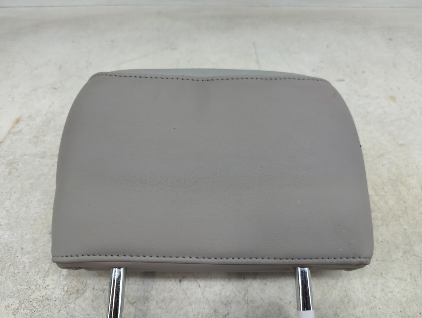 2010 Lexus Es350 Headrest Head Rest Rear Center Seat Fits OEM Used Auto Parts - Oemusedautoparts1.com