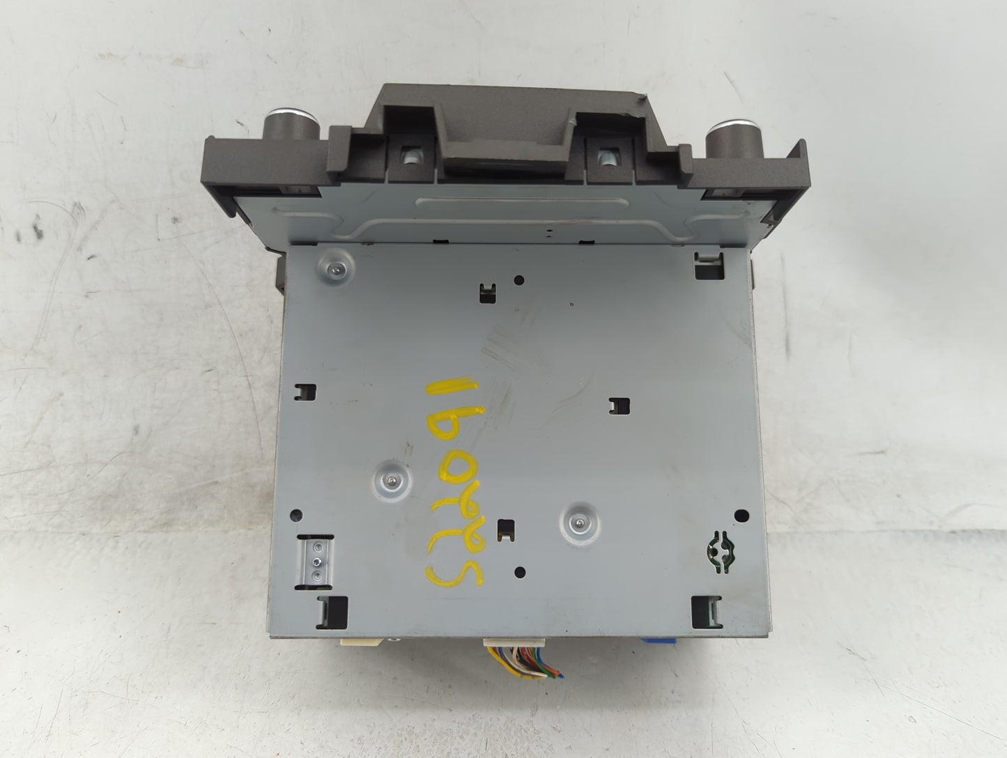 2010-2012 Lexus Es350 Radio AM FM Cd Player Receiver Replacement P/N:86120-33E40 Fits Fits 2010 2011 2012 OEM Used Auto Part
