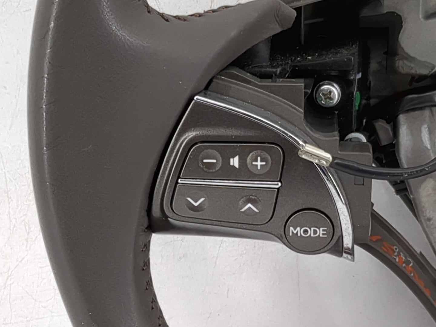 2010 Lexus Es350 Steering Wheel Oem Brown - Oemusedautoparts1.com