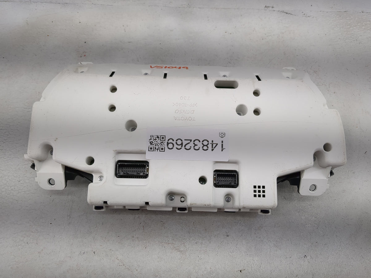 2010 Lexus Es350 Instrument Cluster Speedometer Gauges P/N:83800-33J40 257460-1840 Miles: Fits OEM Used Auto Parts - Oemused