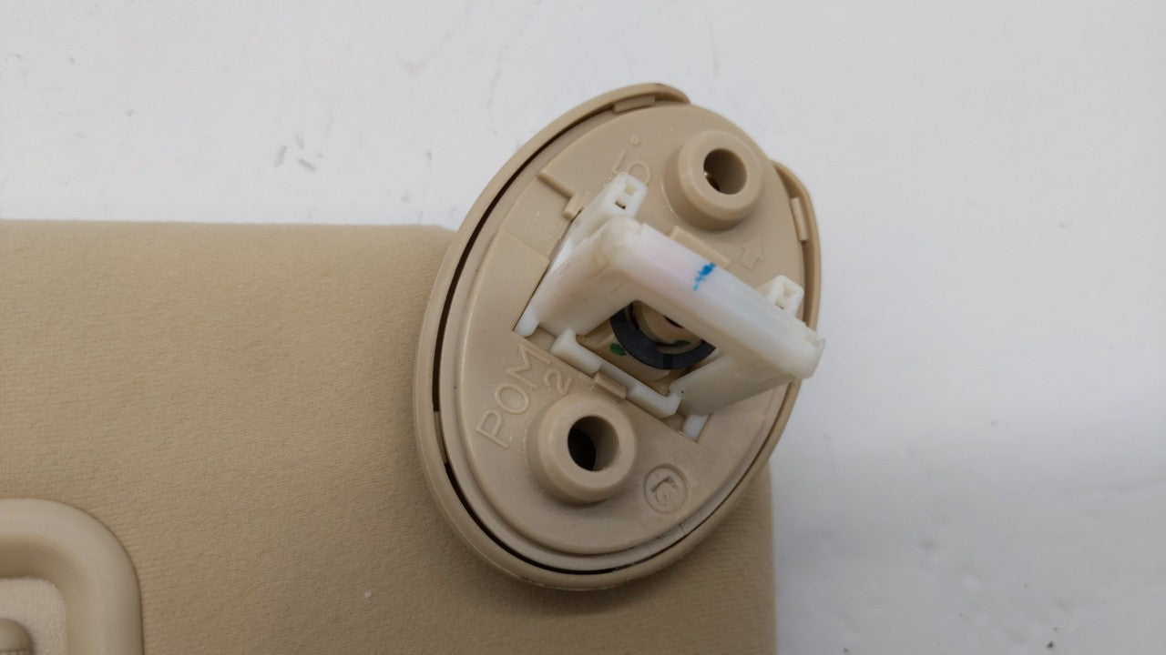 2010-2011 Lexus Es350 Sun Visor Shade Replacement Passenger Right Mirror Fits Fits 2010 2011 OEM Used Auto Parts - Oemusedau