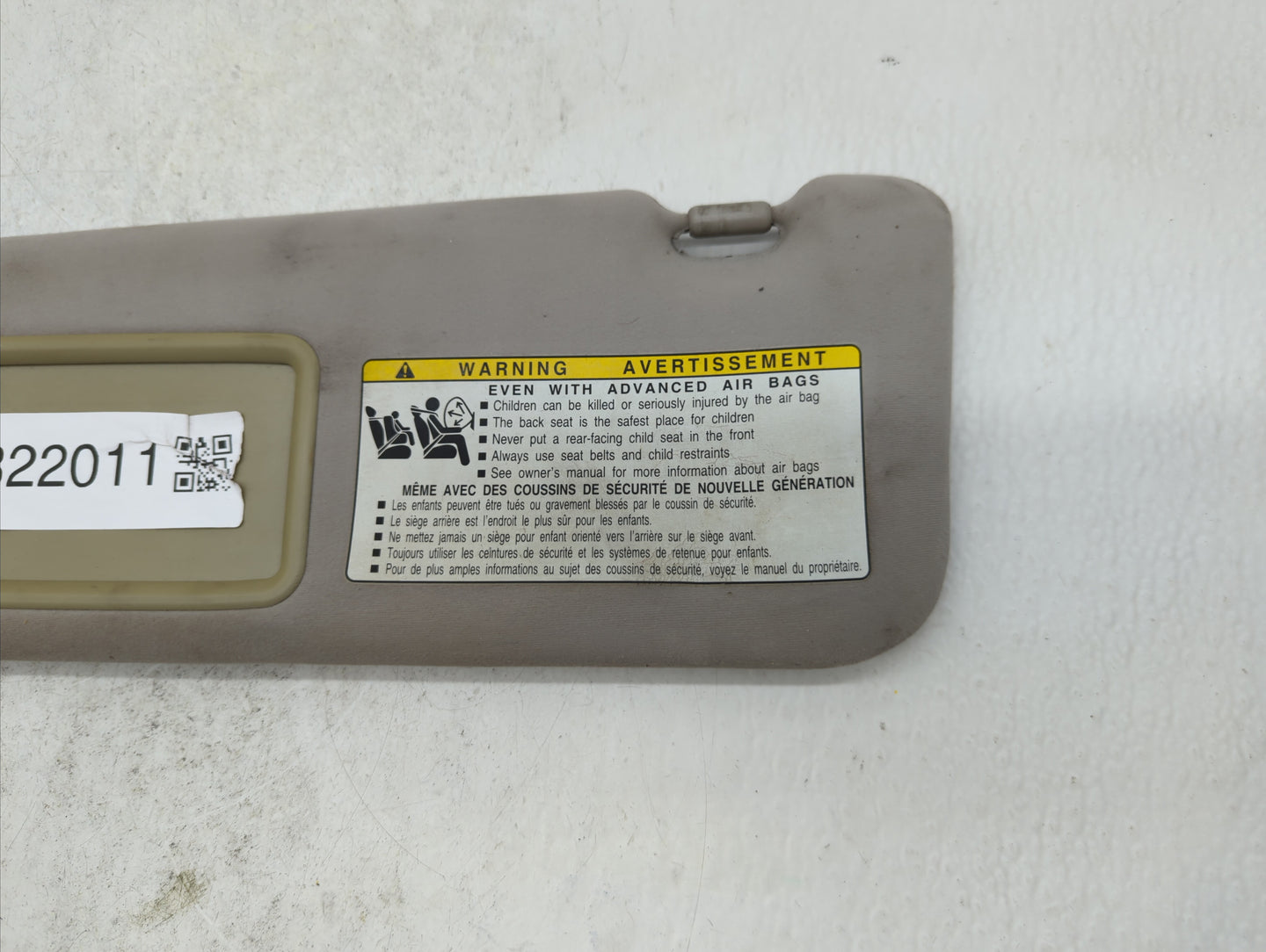 2010-2011 Lexus Es350 Sun Visor Shade Replacement Driver Left Mirror Fits Fits 2010 2011 OEM Used Auto Parts - Oemusedautopa