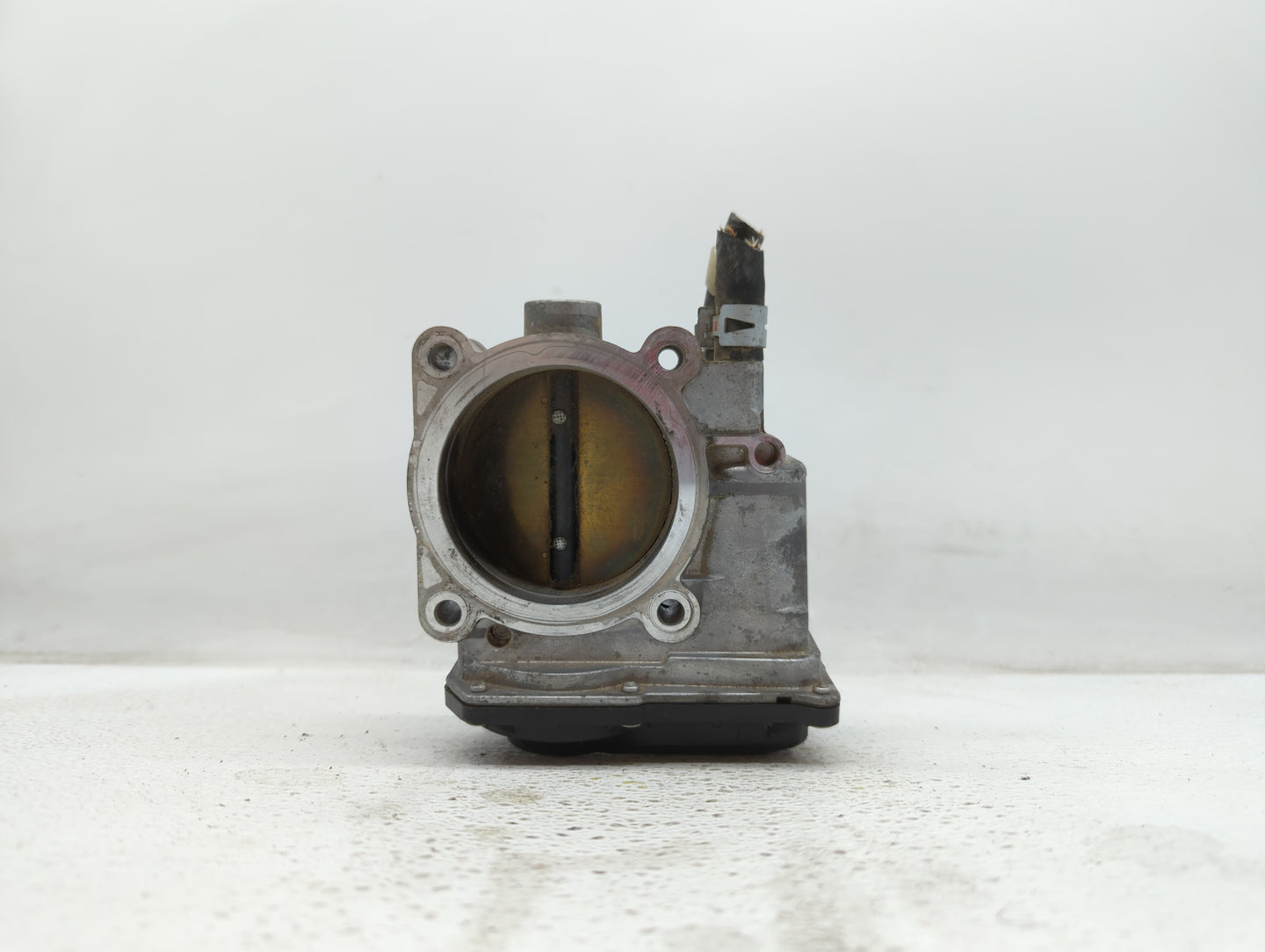 2007-2018 Lexus Es350 Throttle Body P/N:22030-0P050 22030-31030 Fits OEM Used Auto Parts - Oemusedautoparts1.com