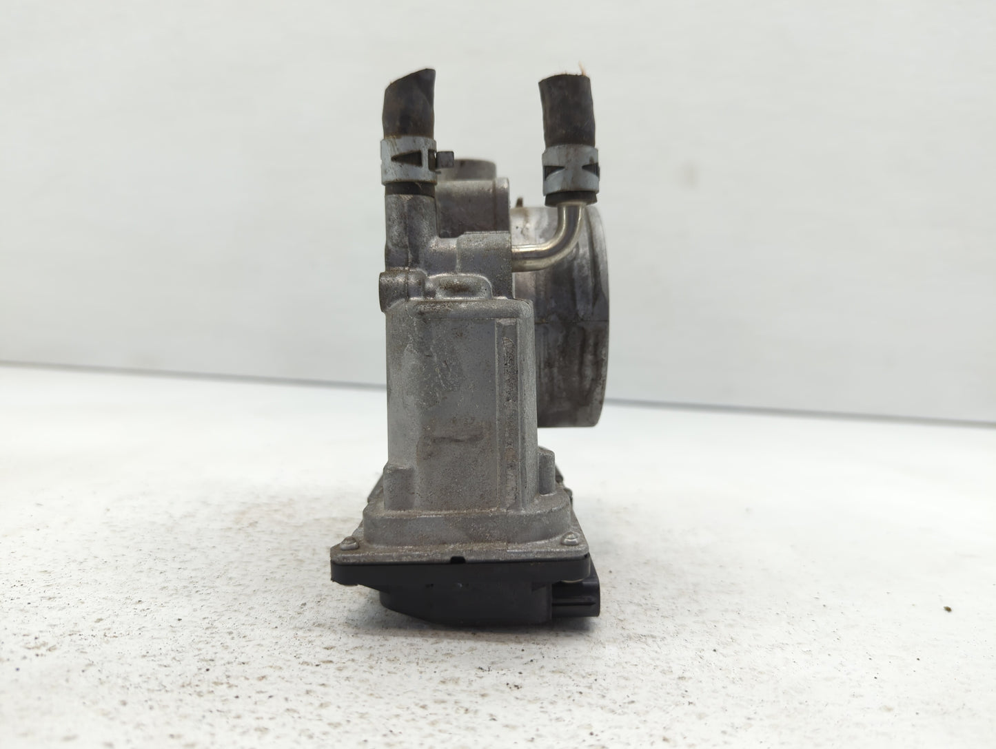 2007-2018 Lexus Es350 Throttle Body P/N:22030-31030 Fits OEM Used Auto Parts - Oemusedautoparts1.com