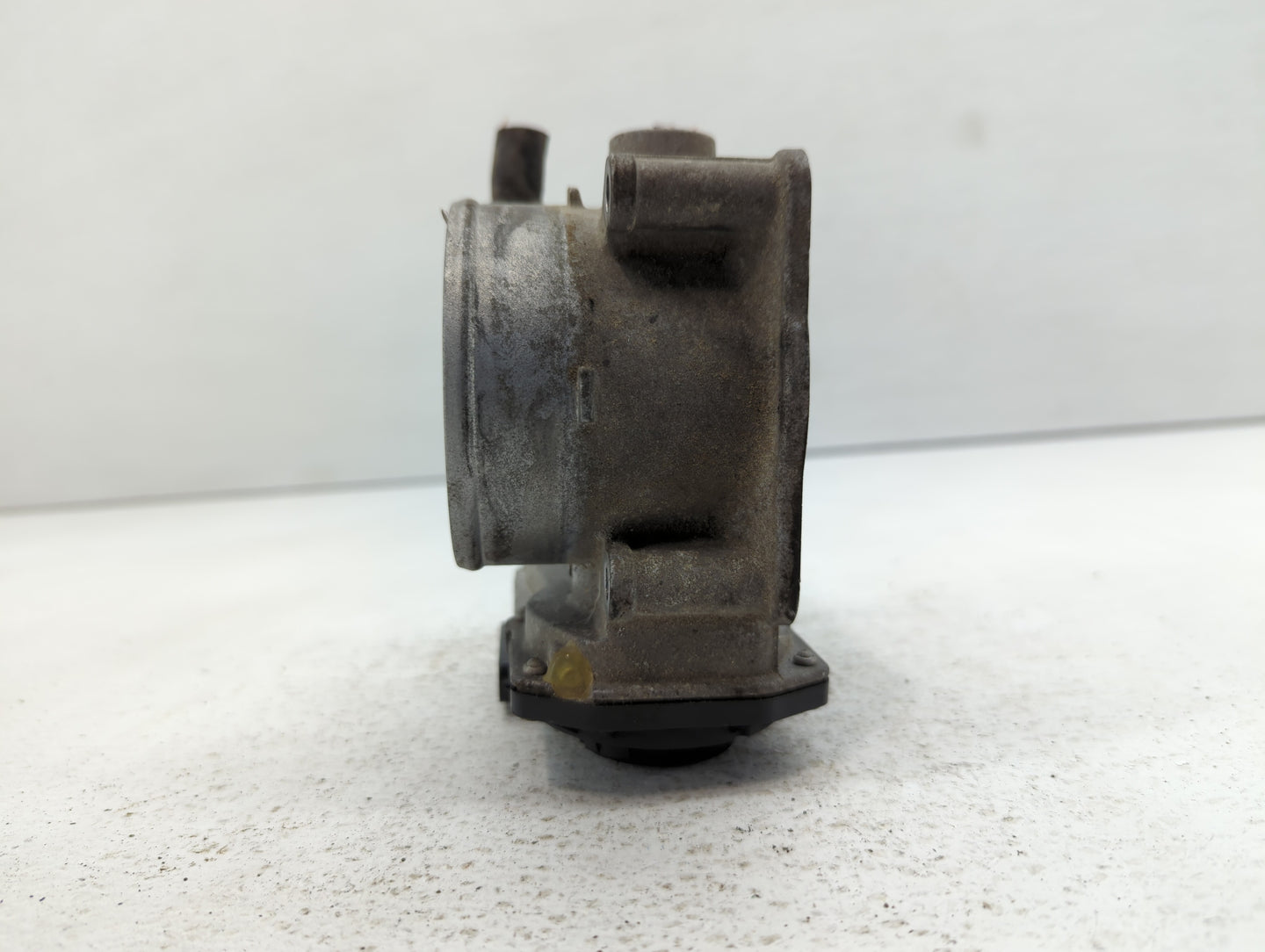 2007-2018 Lexus Es350 Throttle Body P/N:22030-31030 Fits OEM Used Auto Parts - Oemusedautoparts1.com