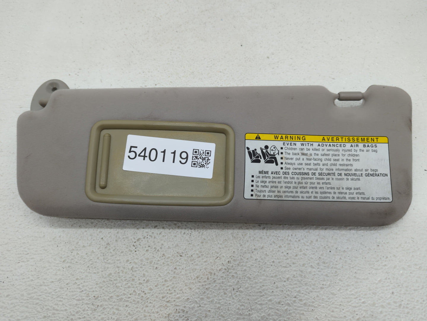 2010-2011 Lexus Es350 Sun Visor Shade Replacement Driver Left Mirror Fits Fits 2010 2011 OEM Used Auto Parts - Oemusedautopa