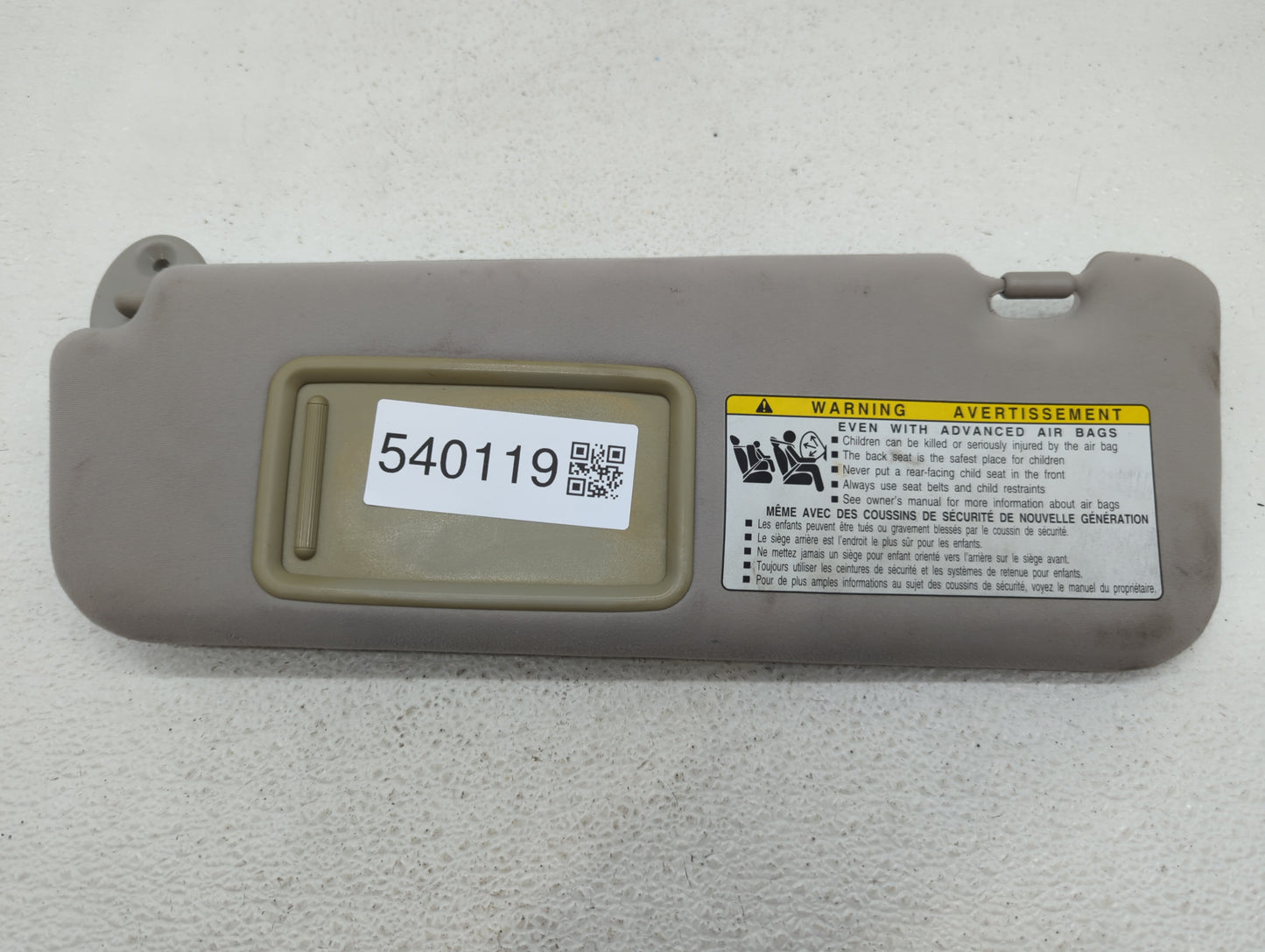 2010-2011 Lexus Es350 Sun Visor Shade Replacement Driver Left Mirror Fits Fits 2010 2011 OEM Used Auto Parts - Oemusedautopa