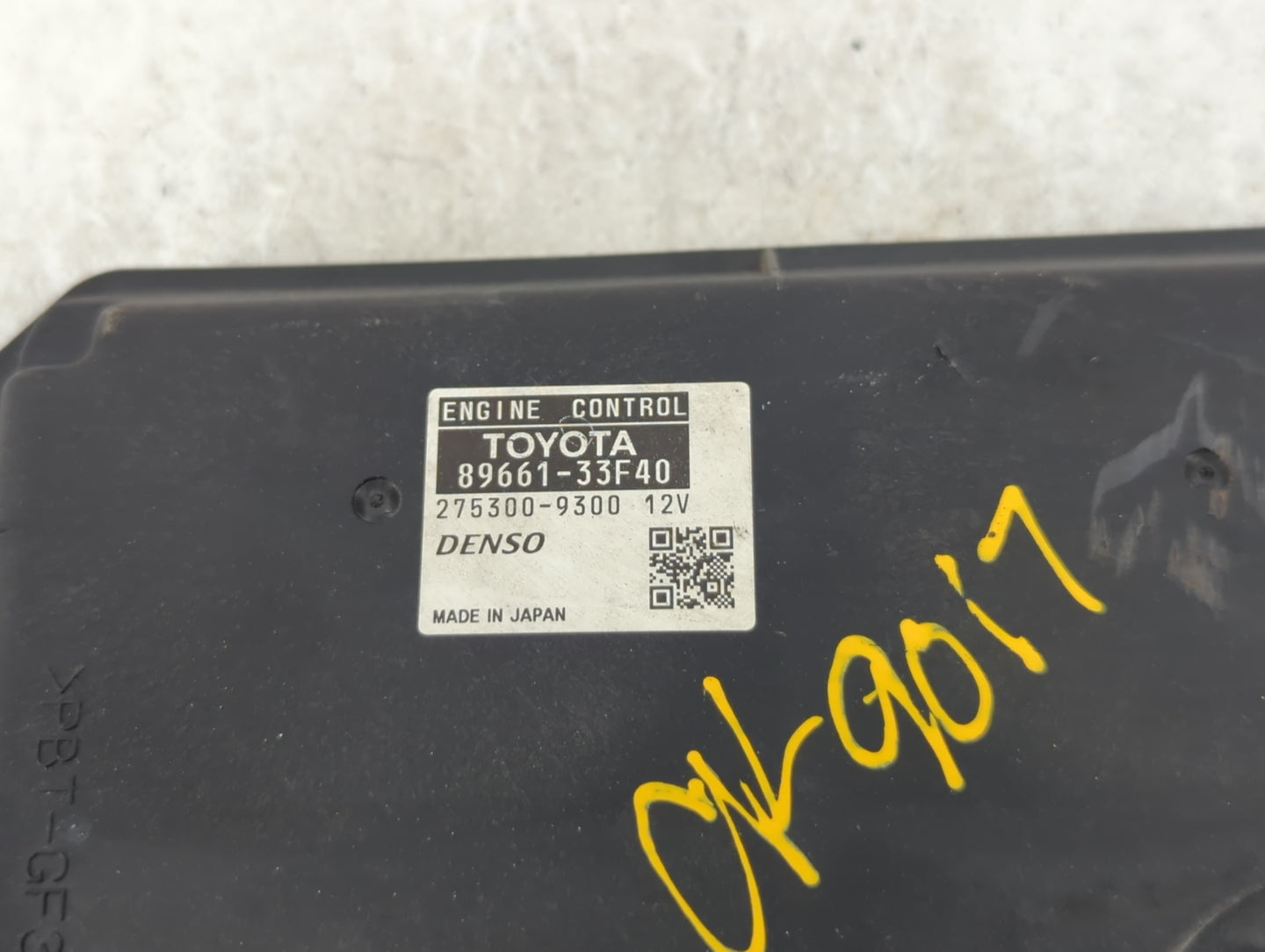 2010 Lexus Es350 PCM Engine Control Computer ECU ECM PCU OEM P/N:89661-33F40 Fits OEM Used Auto Parts - Oemusedautoparts1.co
