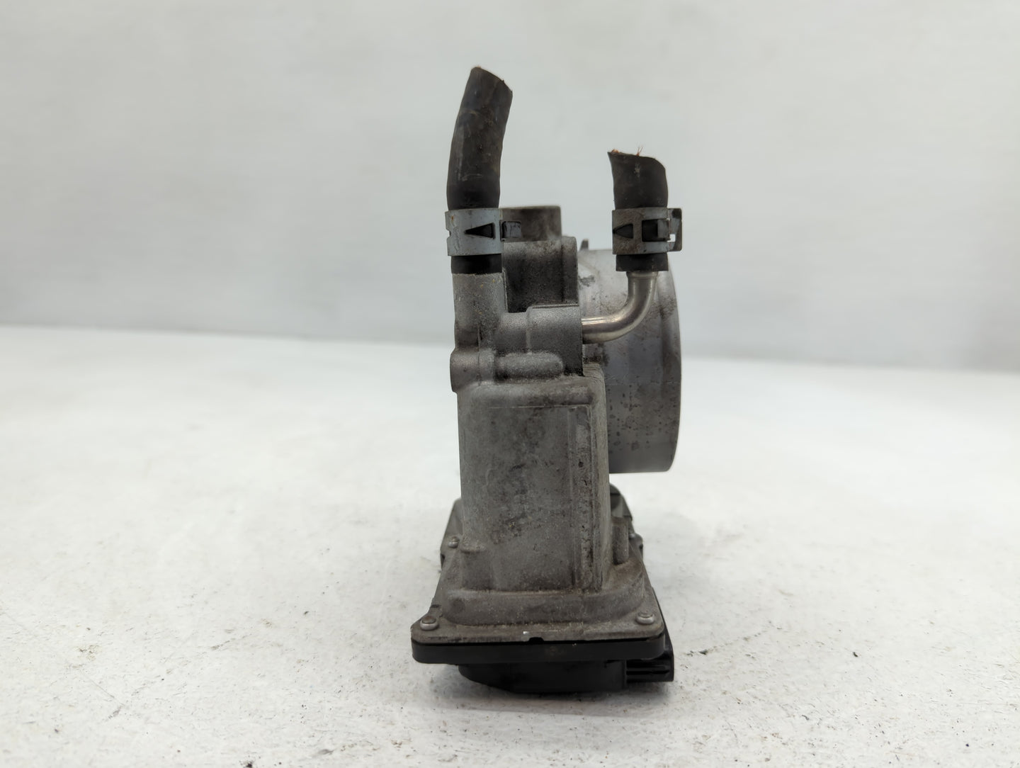 2007-2018 Lexus Es350 Throttle Body P/N:22030-31030 Fits OEM Used Auto Parts - Oemusedautoparts1.com