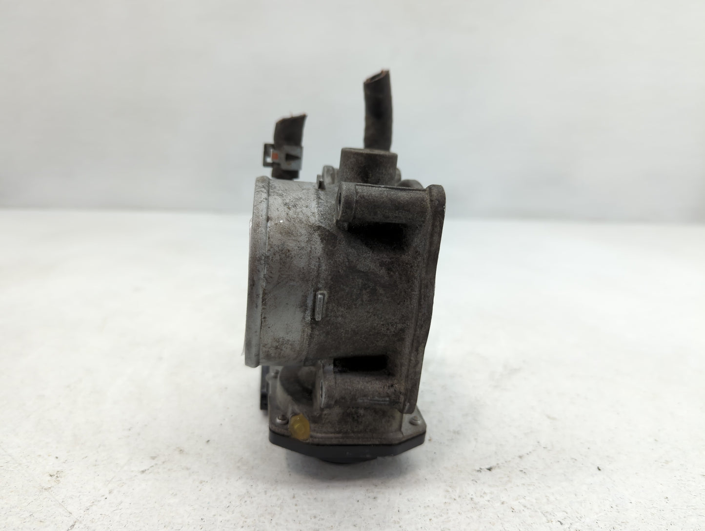 2007-2018 Lexus Es350 Throttle Body P/N:22030-31030 Fits OEM Used Auto Parts - Oemusedautoparts1.com