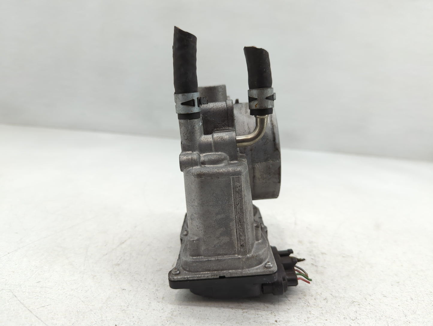 2007-2018 Lexus Es350 Throttle Body P/N:22030-31030 Fits OEM Used Auto Parts - Oemusedautoparts1.com