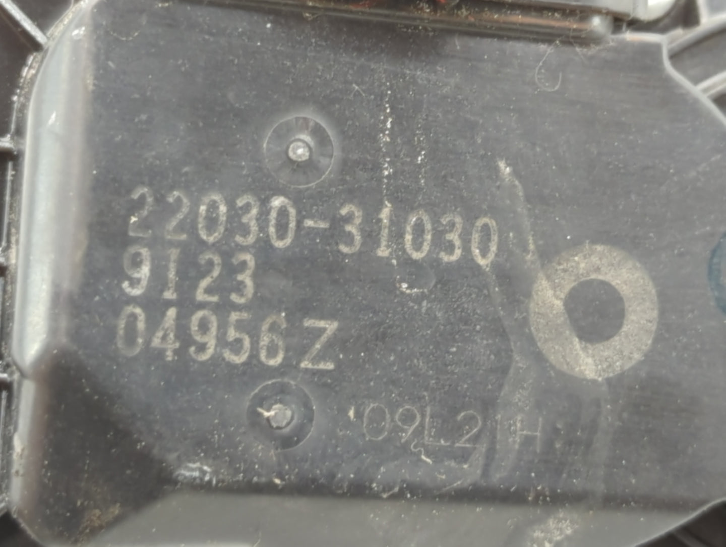 2007-2018 Lexus Es350 Throttle Body P/N:22030-31030 Fits OEM Used Auto Parts - Oemusedautoparts1.com