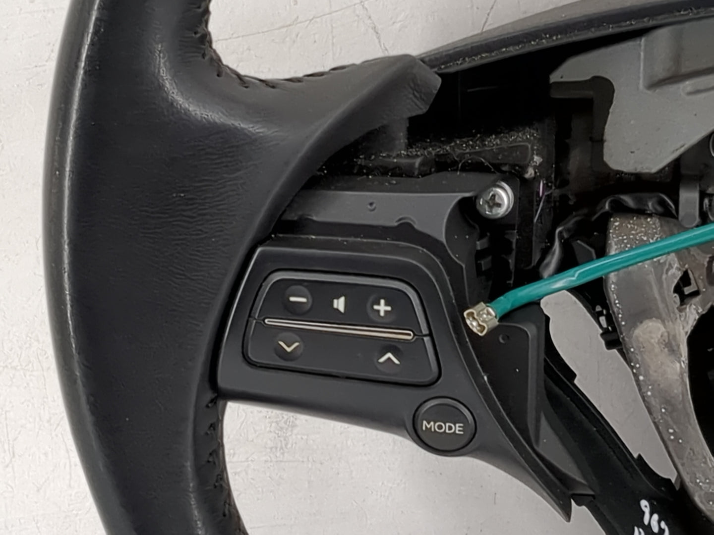 2010 Lexus Gs350 Steering Wheel Oem Ruby Red - Oemusedautoparts1.com