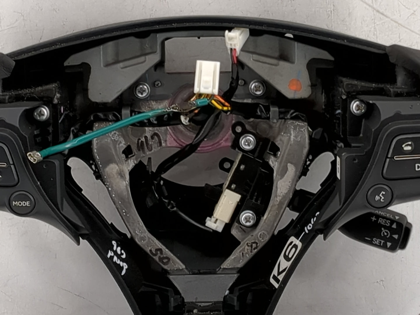 2010 Lexus Gs350 Steering Wheel Oem Ruby Red - Oemusedautoparts1.com