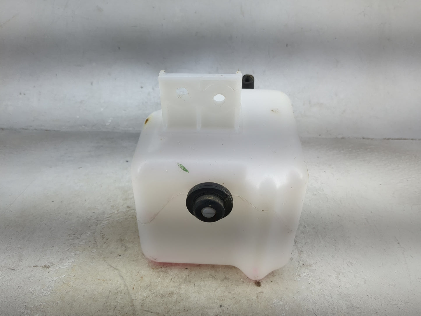 2007-2011 Lexus Gs350 Radiator Coolant Overflow Expansion Tank Bottle 1494685 - Oemusedautoparts1.com