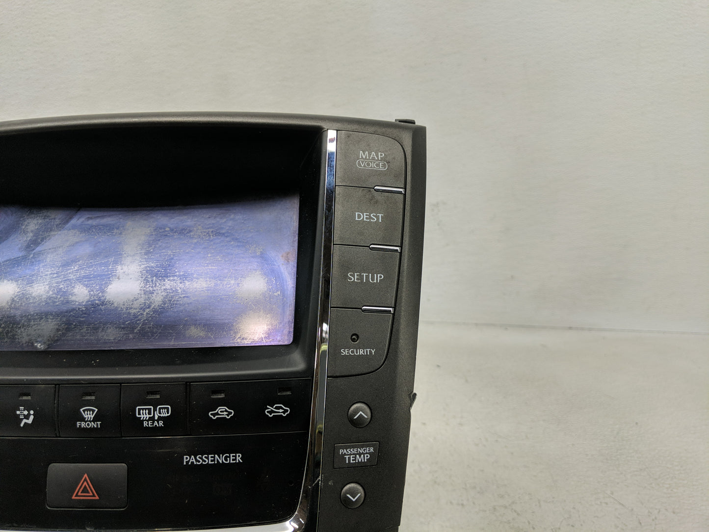 2010 Lexus Is250 Radio AM FM Cd Player Receiver Replacement P/N:86805-60131 Fits OEM Used Auto Parts - Oemusedautoparts1.com