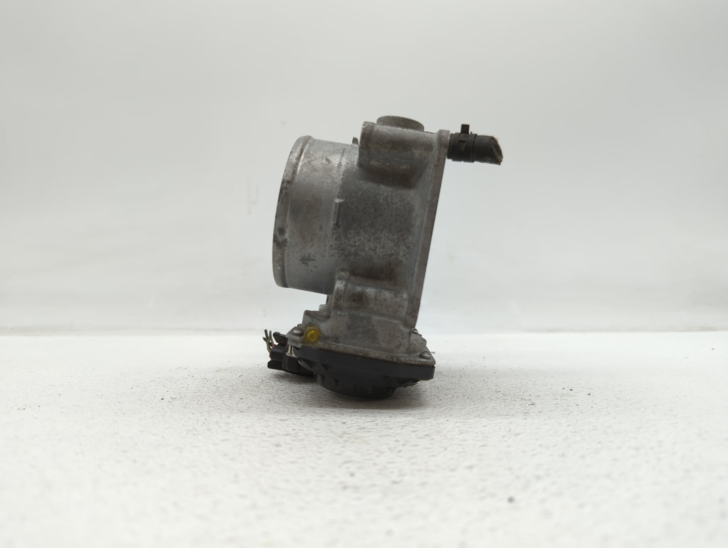 2006-2015 Lexus Is250 Throttle Body P/N:22030-31020 Fits Fits 2006 2007 2008 2009 2010 2011 2012 2013 2014 2015 OEM Used Aut