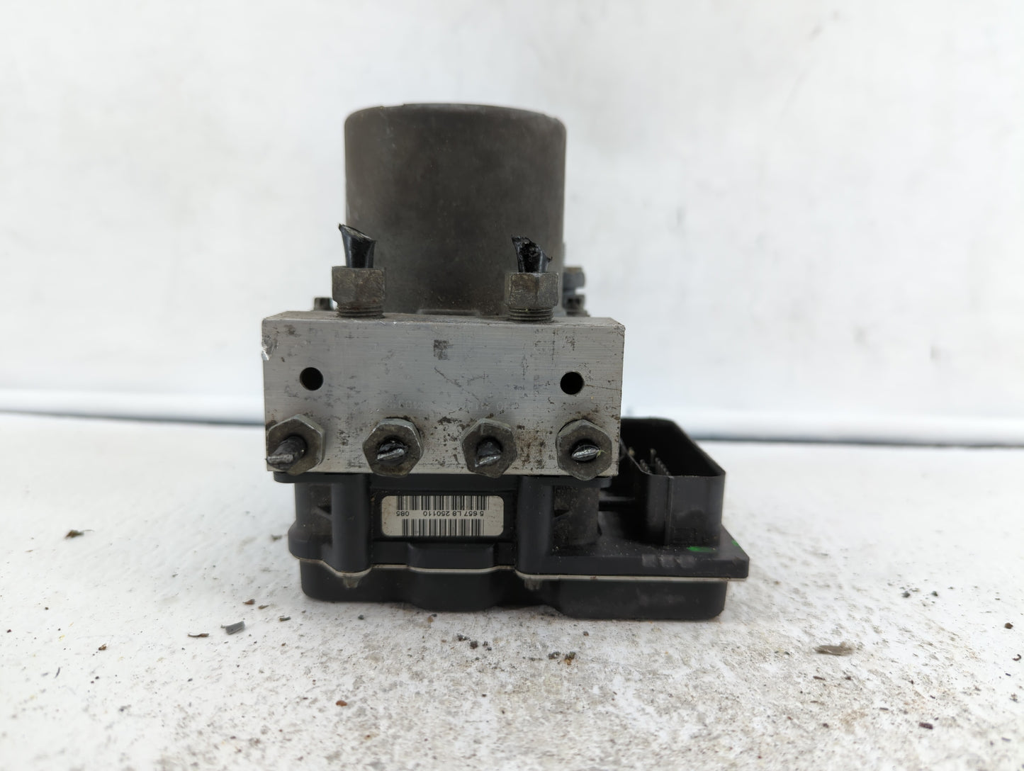 2010 Lexus Is350 ABS Pump Control Module Replacement Fits OEM Used Auto Parts - Oemusedautoparts1.com