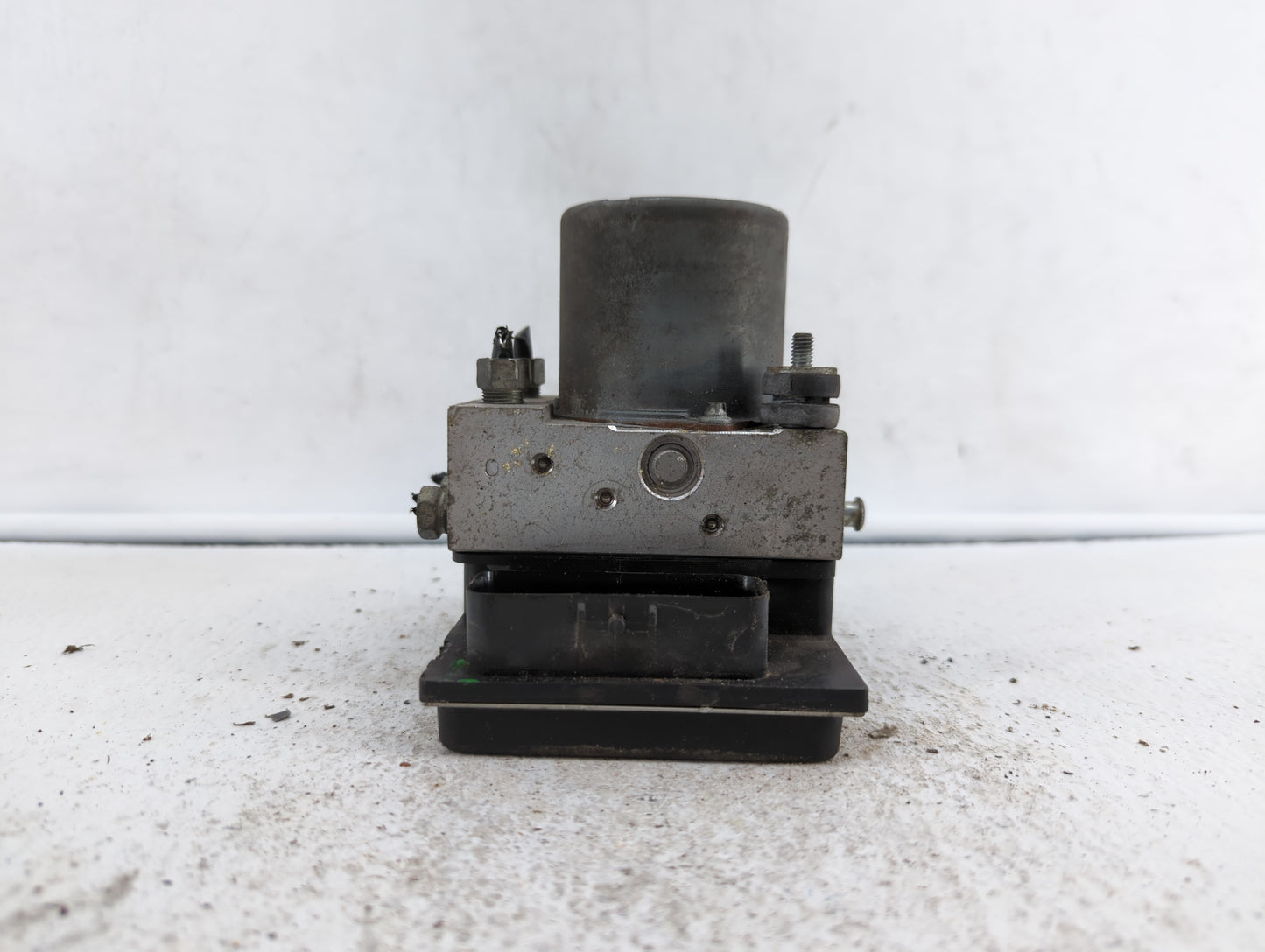 2010 Lexus Is350 ABS Pump Control Module Replacement Fits OEM Used Auto Parts - Oemusedautoparts1.com