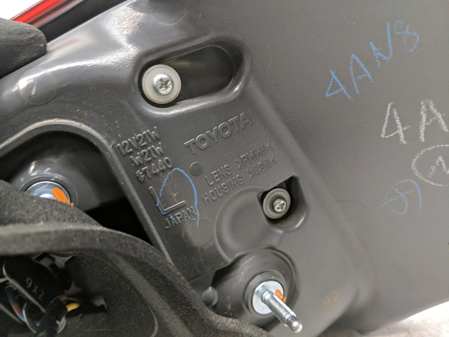 2010-2012 Lexus Ls460 Tail Light Assembly Driver Left OEM Fits Fits 2010 2011 2012 OEM Used Auto Parts - Oemusedautoparts1.c