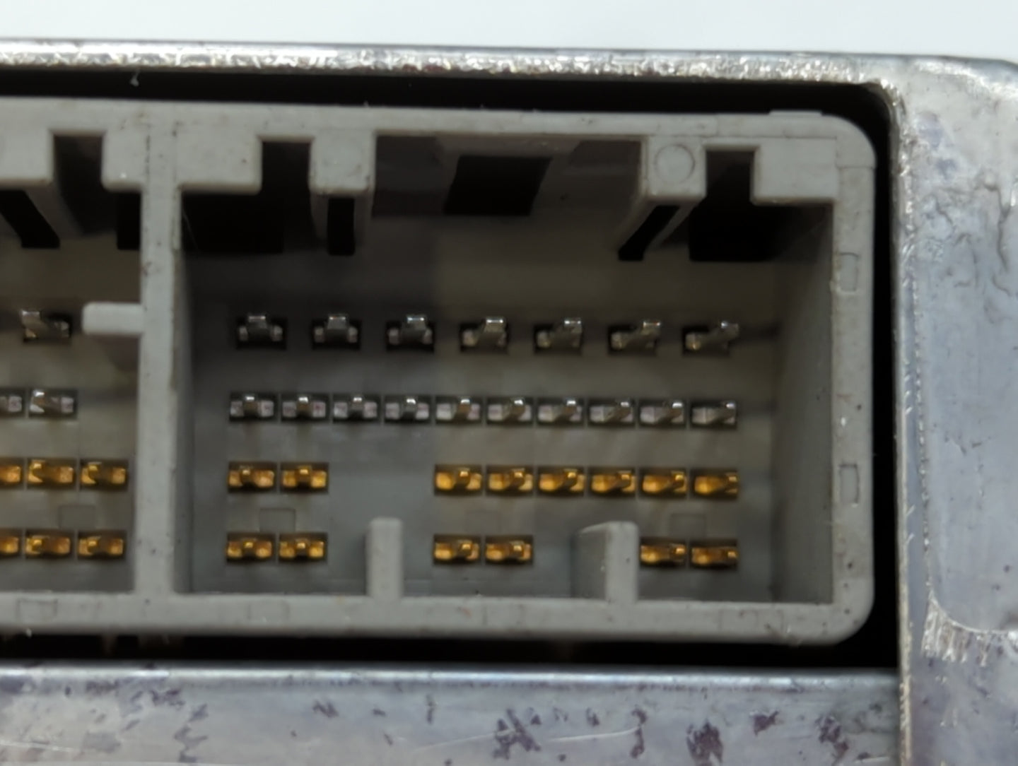 2010-2012 Lexus Ls460 Chassis Control Module Ccm Bcm Body Control - Oemusedautoparts1.com