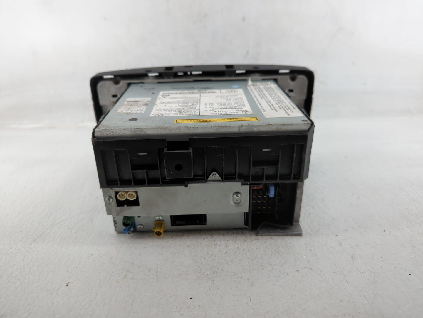 2010 Lexus Rc350 Radio AM FM Cd Player Receiver Replacement P/N:BZ9861 A 251 906 13 00 Fits OEM Used Auto Parts - Oemusedaut