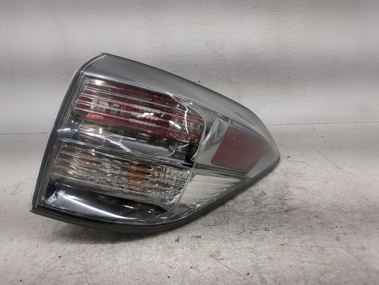 2010-2012 Lexus Rx350 Tail Light Assembly Passenger Right OEM Fits Fits 2010 2011 2012 OEM Used Auto Parts - Oemusedautopart