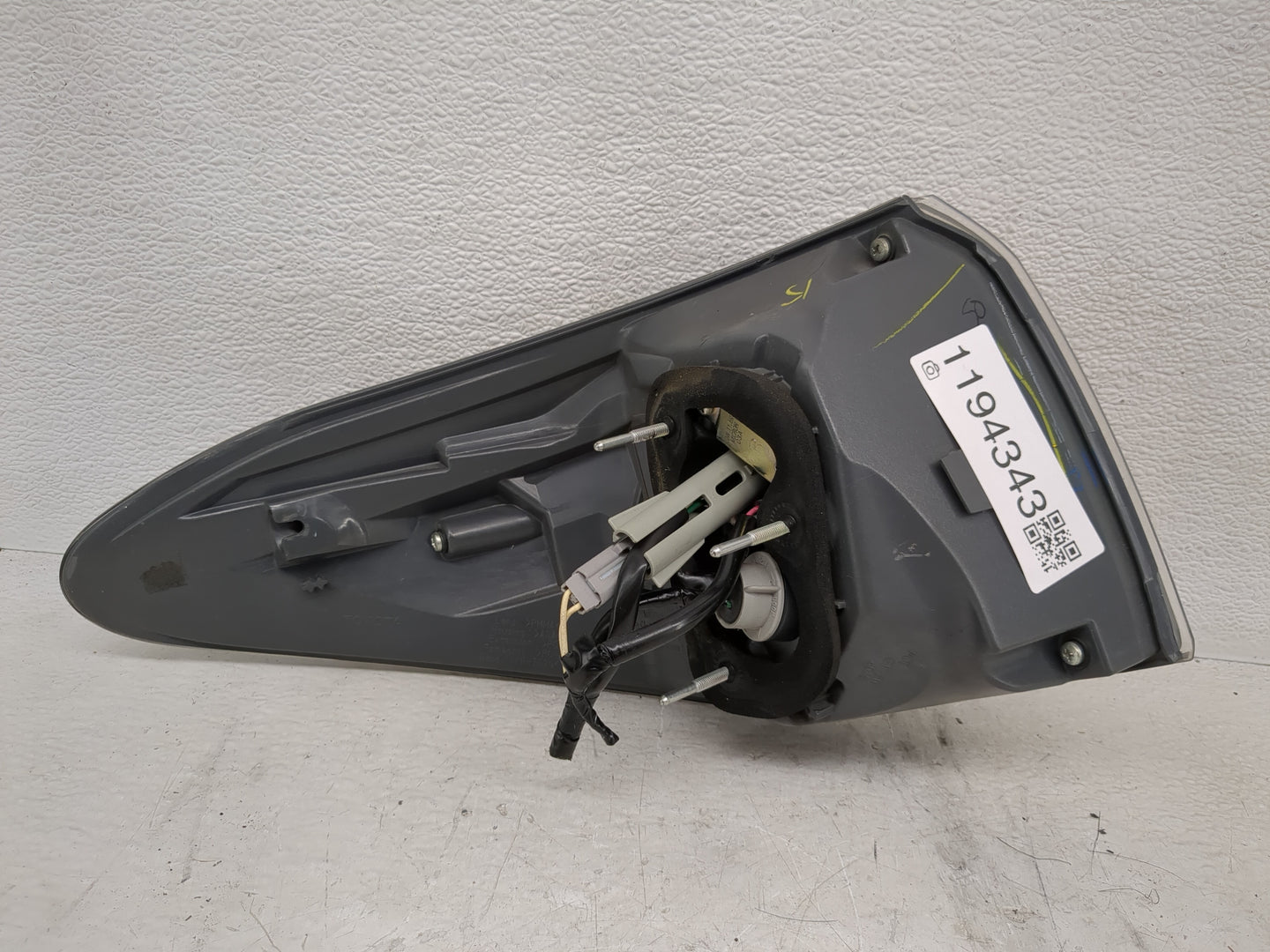 2010-2012 Lexus Rx350 Tail Light Assembly Passenger Right OEM Fits Fits 2010 2011 2012 OEM Used Auto Parts - Oemusedautopart