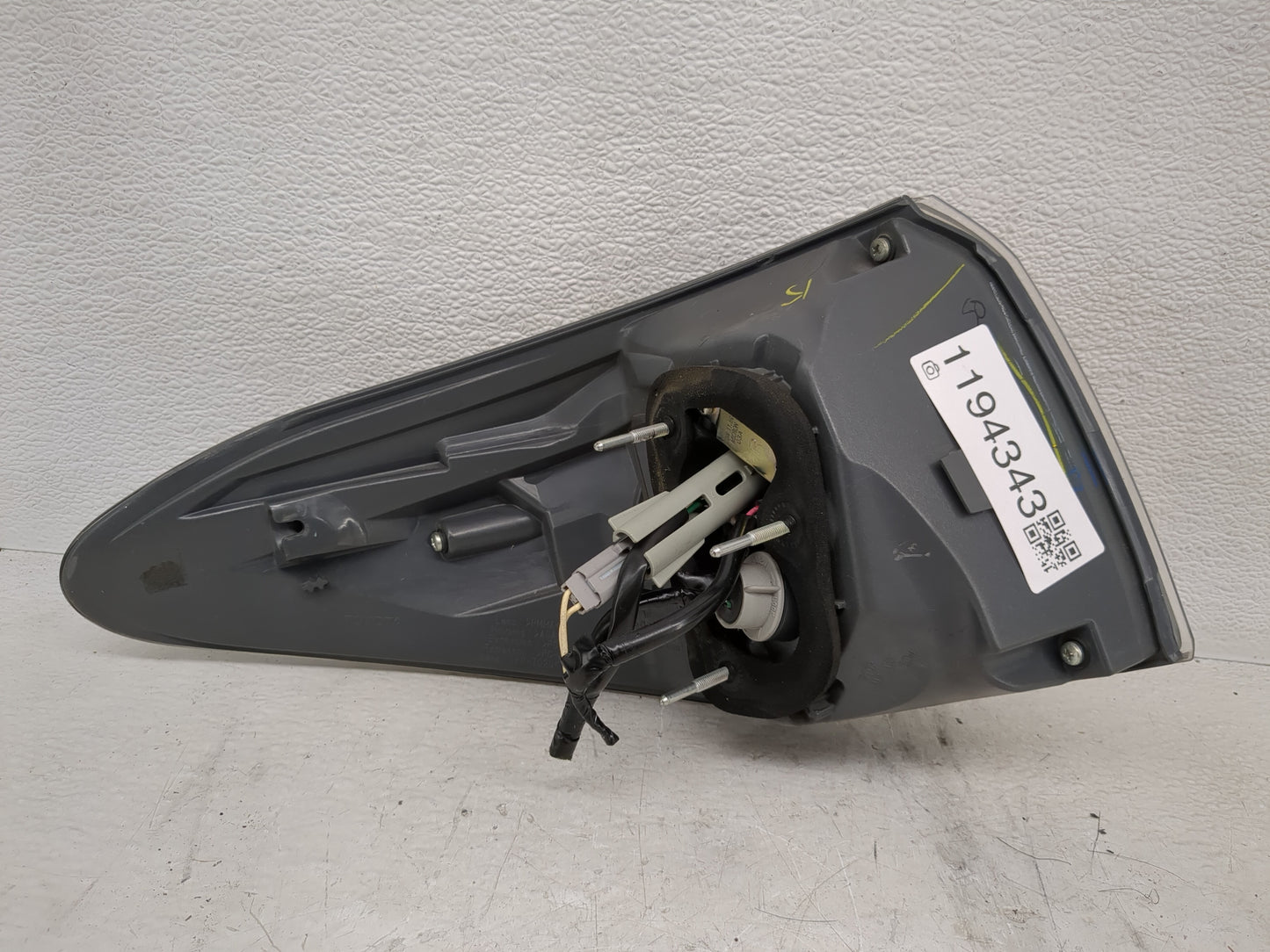 2010-2012 Lexus Rx350 Tail Light Assembly Passenger Right OEM Fits Fits 2010 2011 2012 OEM Used Auto Parts - Oemusedautopart