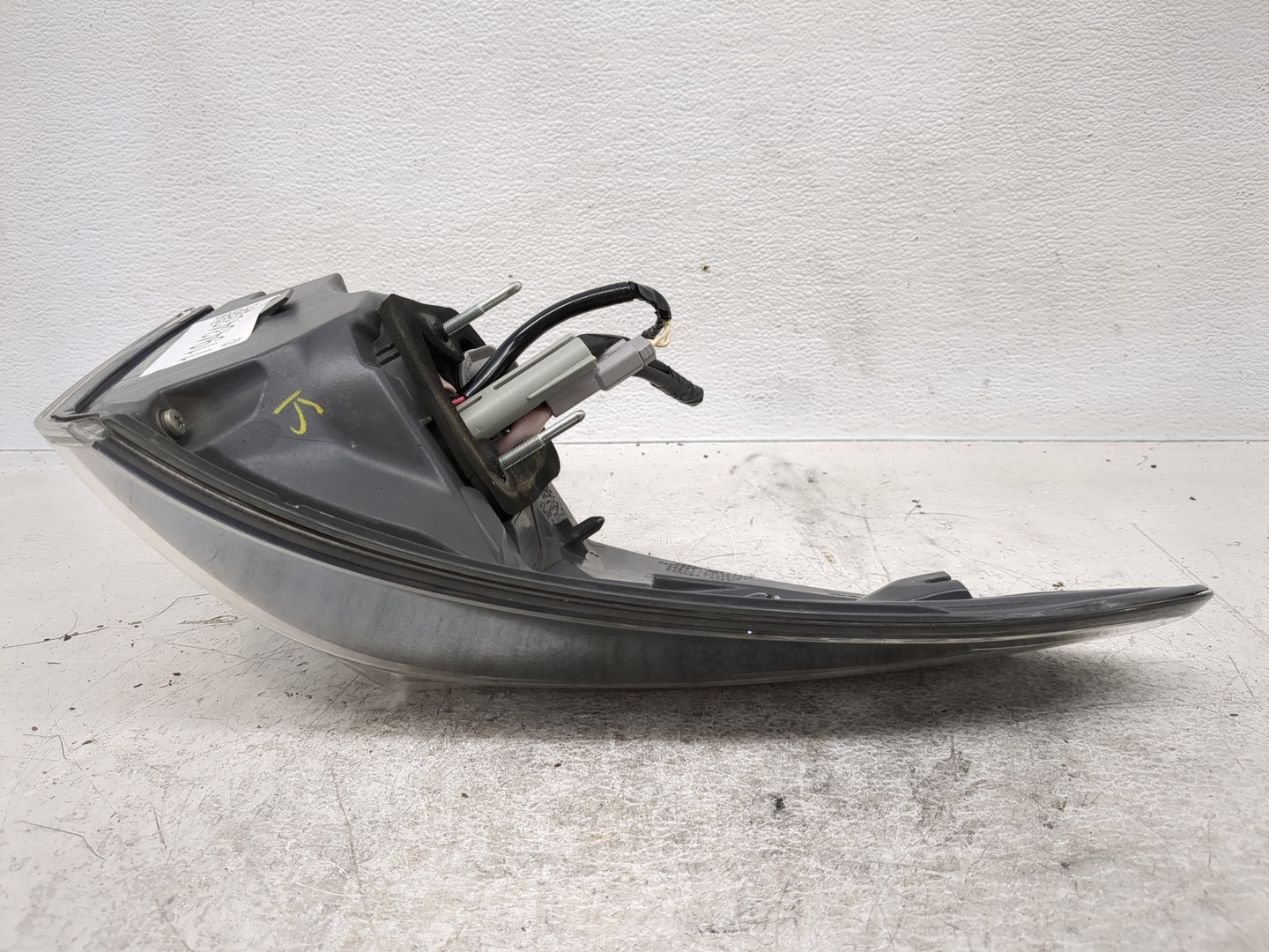 2010-2012 Lexus Rx350 Tail Light Assembly Passenger Right OEM Fits Fits 2010 2011 2012 OEM Used Auto Parts - Oemusedautopart