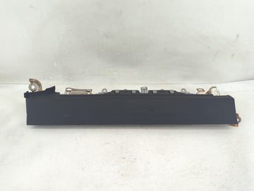 2010-2012 Lexus Rx350 Air Bag Passenger Right Knee OEM P/N:A-95682442 Fits Fits 2010 2011 2012 OEM Used Auto Parts - Oemused