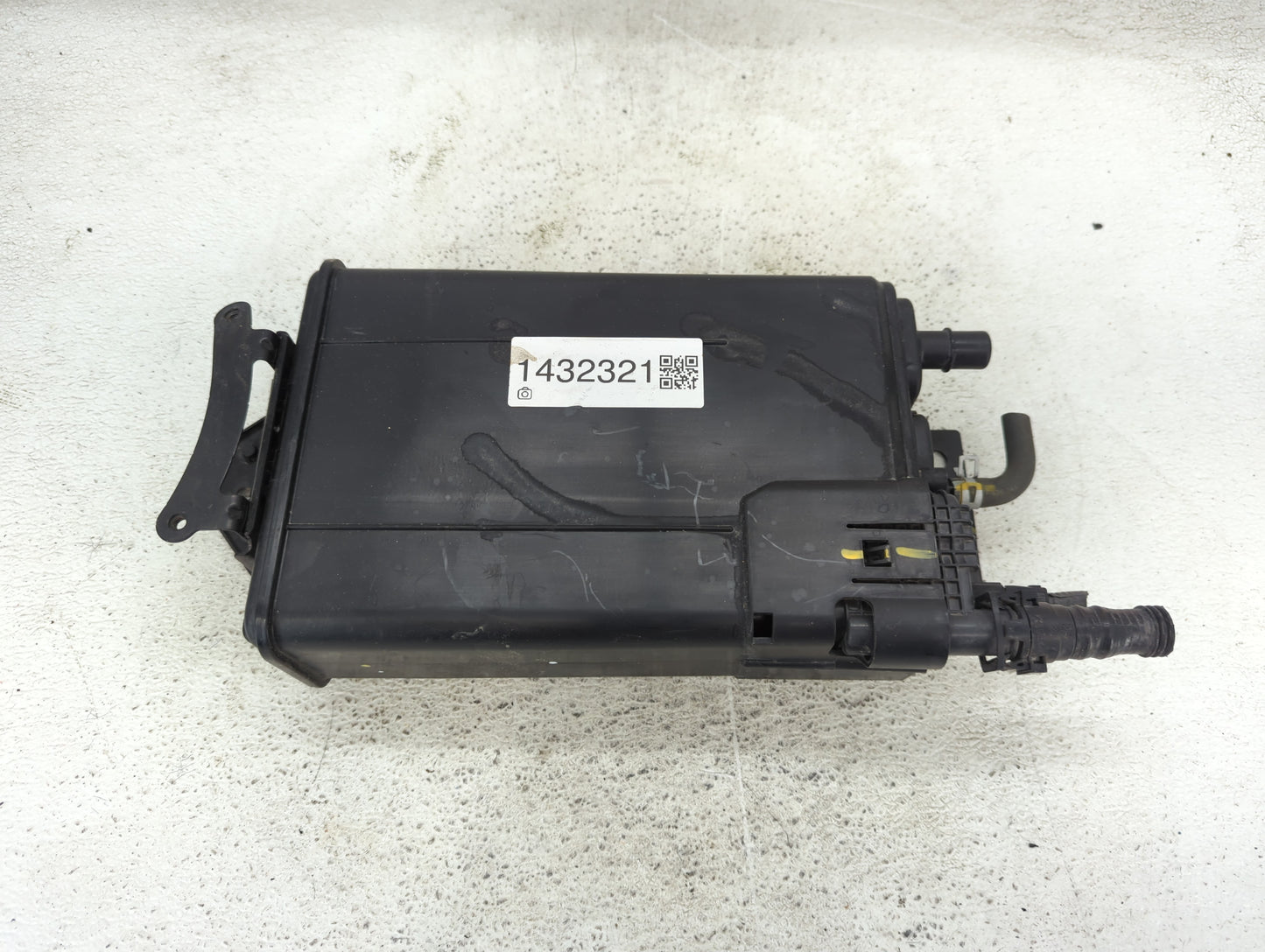 2010 Lexus Rx350 Fuel Vapor Charcoal Canister - Oemusedautoparts1.com