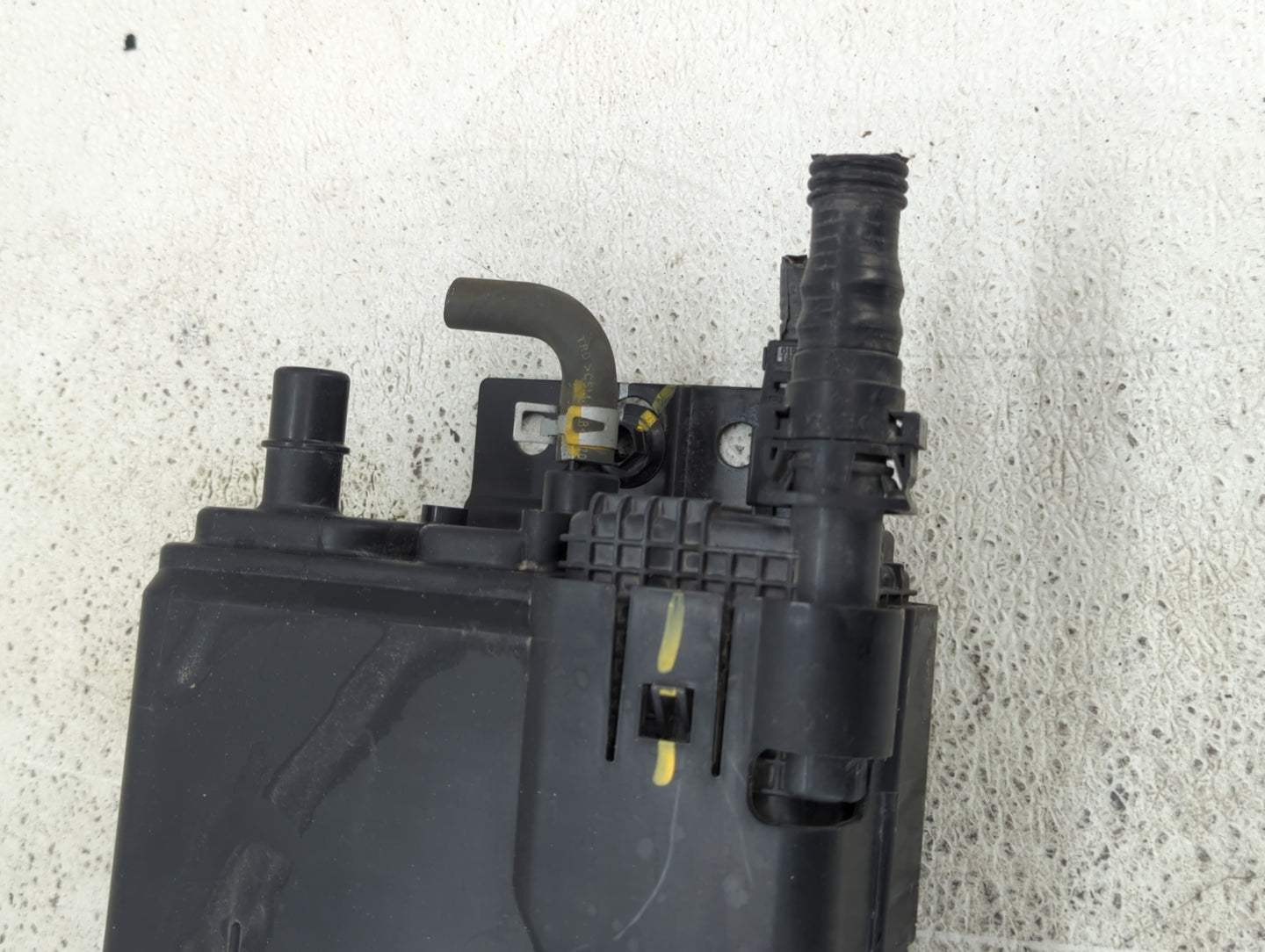 2010 Lexus Rx350 Fuel Vapor Charcoal Canister - Oemusedautoparts1.com