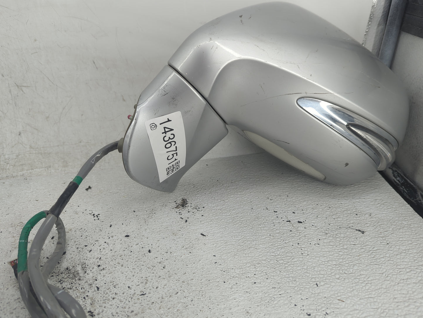 2010-2012 Lexus Rx350 Driver Side View Mirror - Left Door Mirror OEM Used - Oemusedautoparts1.com