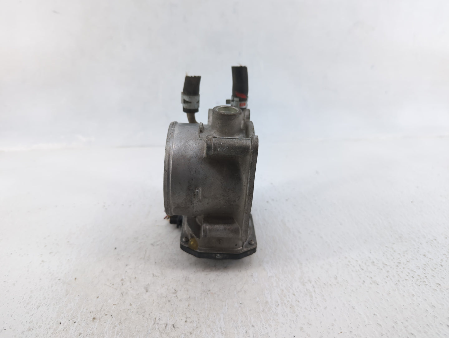 2007-2015 Lexus Rx350 Throttle Body P/N:22030-0P050 Fits OEM Used Auto Parts - Oemusedautoparts1.com