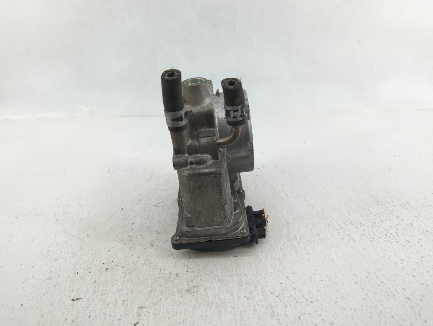 2007-2015 Lexus Rx350 Throttle Body P/N:22030-0P050 Fits OEM Used Auto Parts - Oemusedautoparts1.com