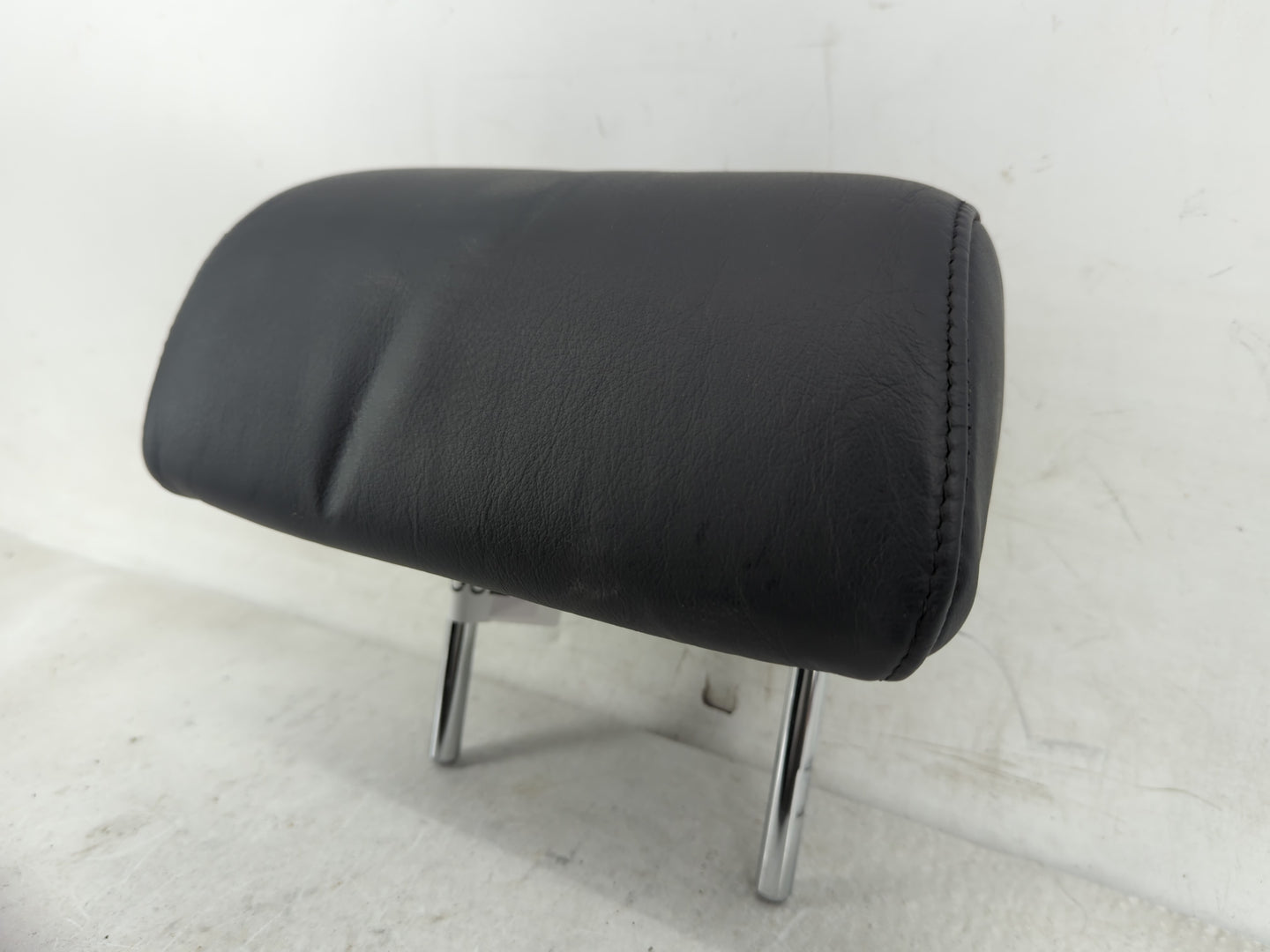 2010 Lexus Rx450h Headrest Head Rest Rear Center Seat Fits OEM Used Auto Parts - Oemusedautoparts1.com