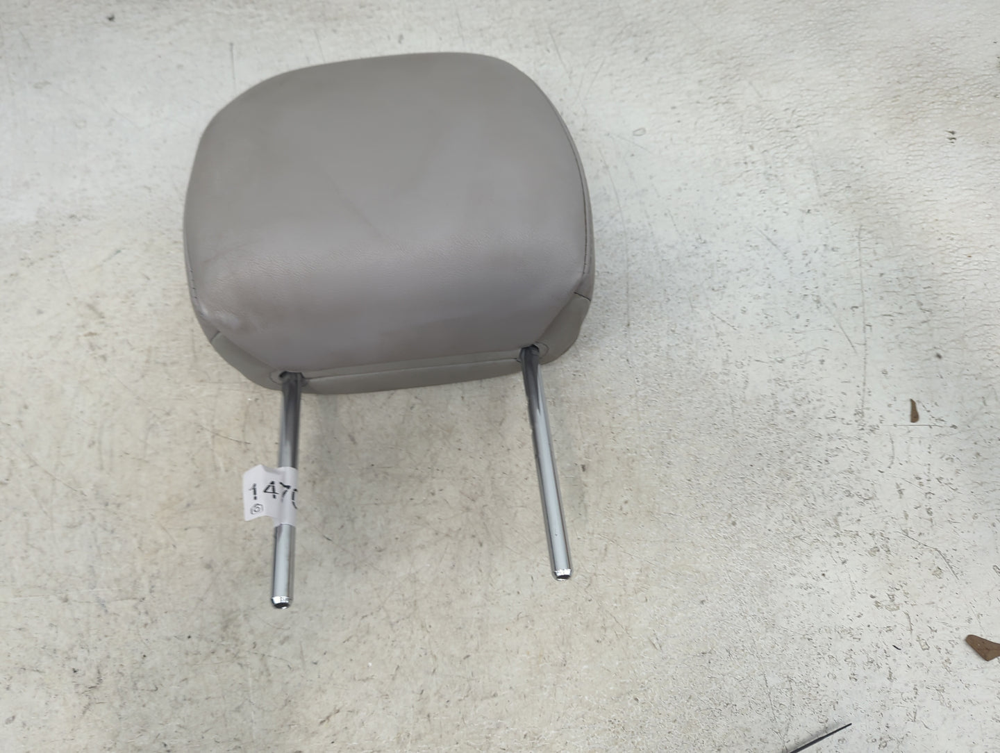 2010-2010 Lexus Rx450h Headrest Head Rest Front Driver Seat Grey - Oemusedautoparts1.com