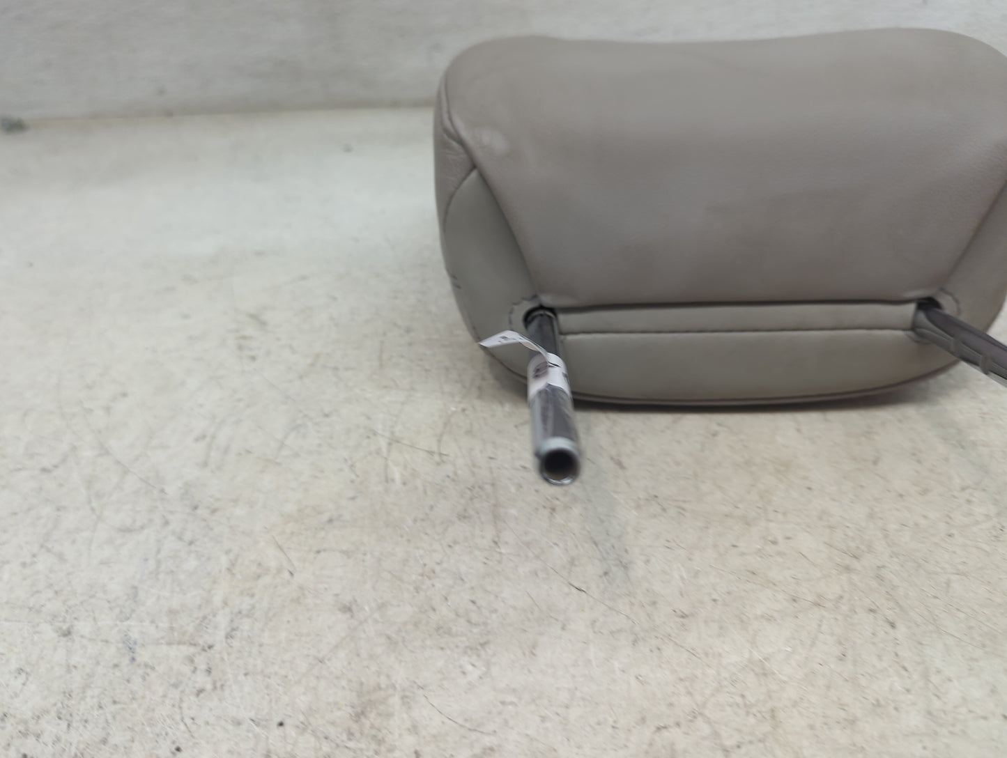 2010-2010 Lexus Rx450h Headrest Head Rest Front Driver Seat Grey - Oemusedautoparts1.com