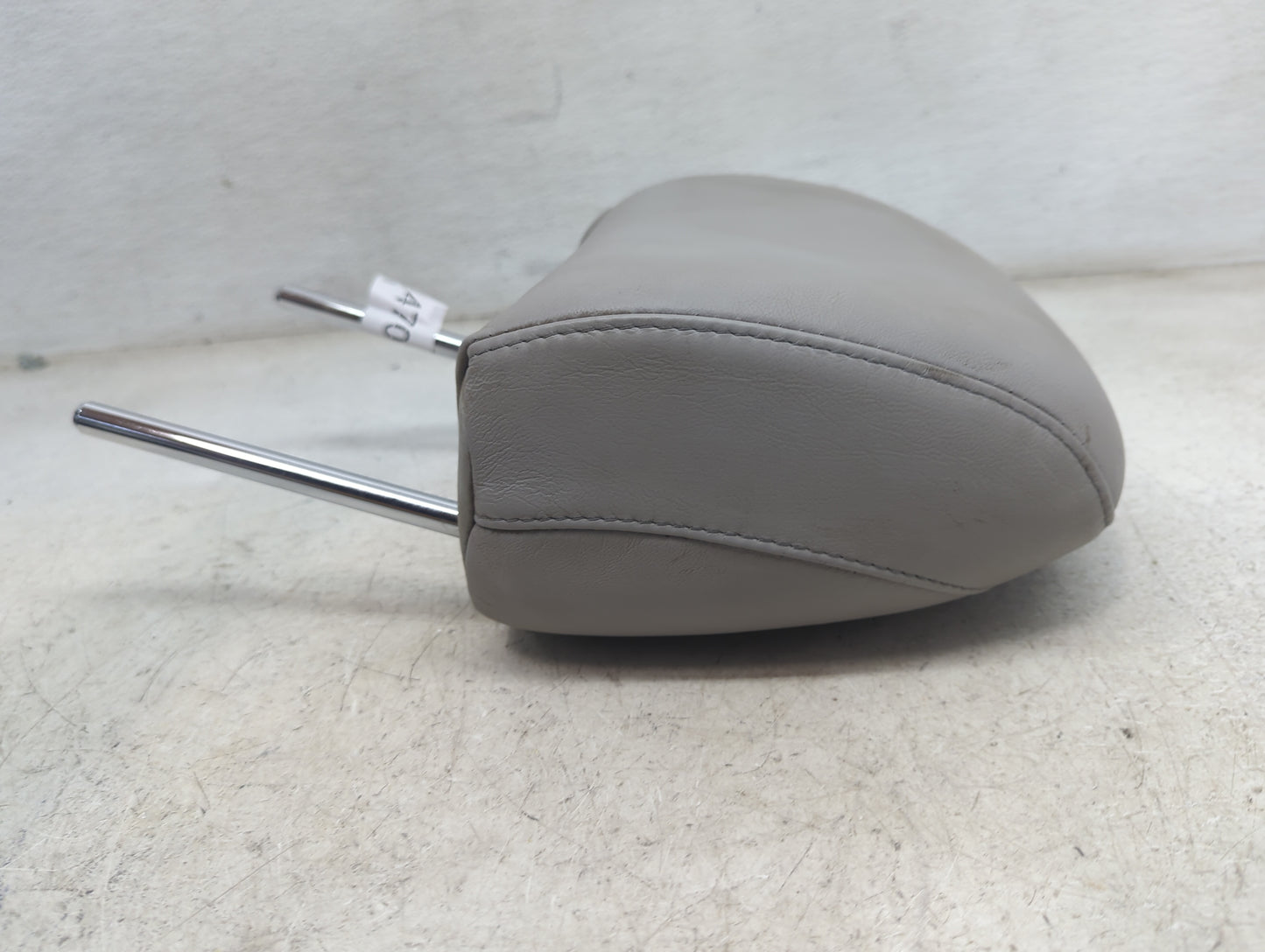 2010-2010 Lexus Rx450h Headrest Head Rest Front Driver Seat Grey - Oemusedautoparts1.com