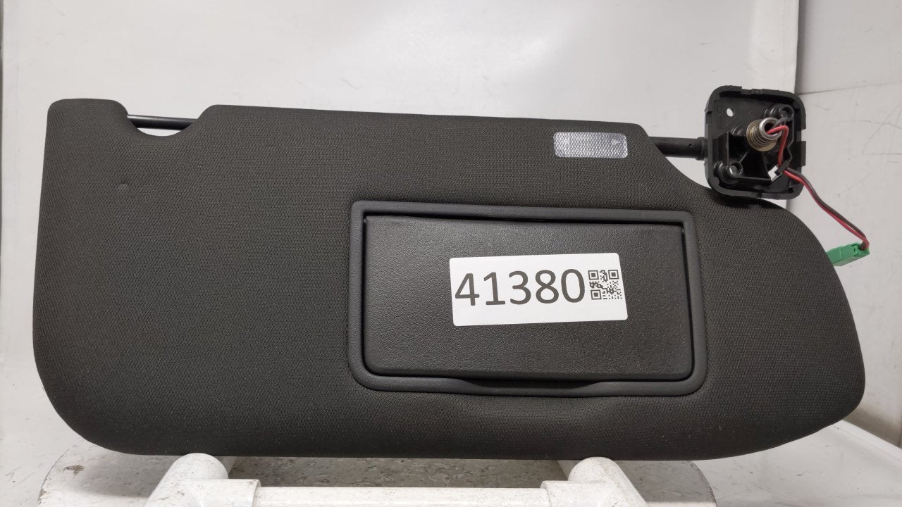 2010 Lincoln Lincoln Sun Visor Shade Replacement Passenger Right Mirror Fits OEM Used Auto Parts - Oemusedautoparts1.com