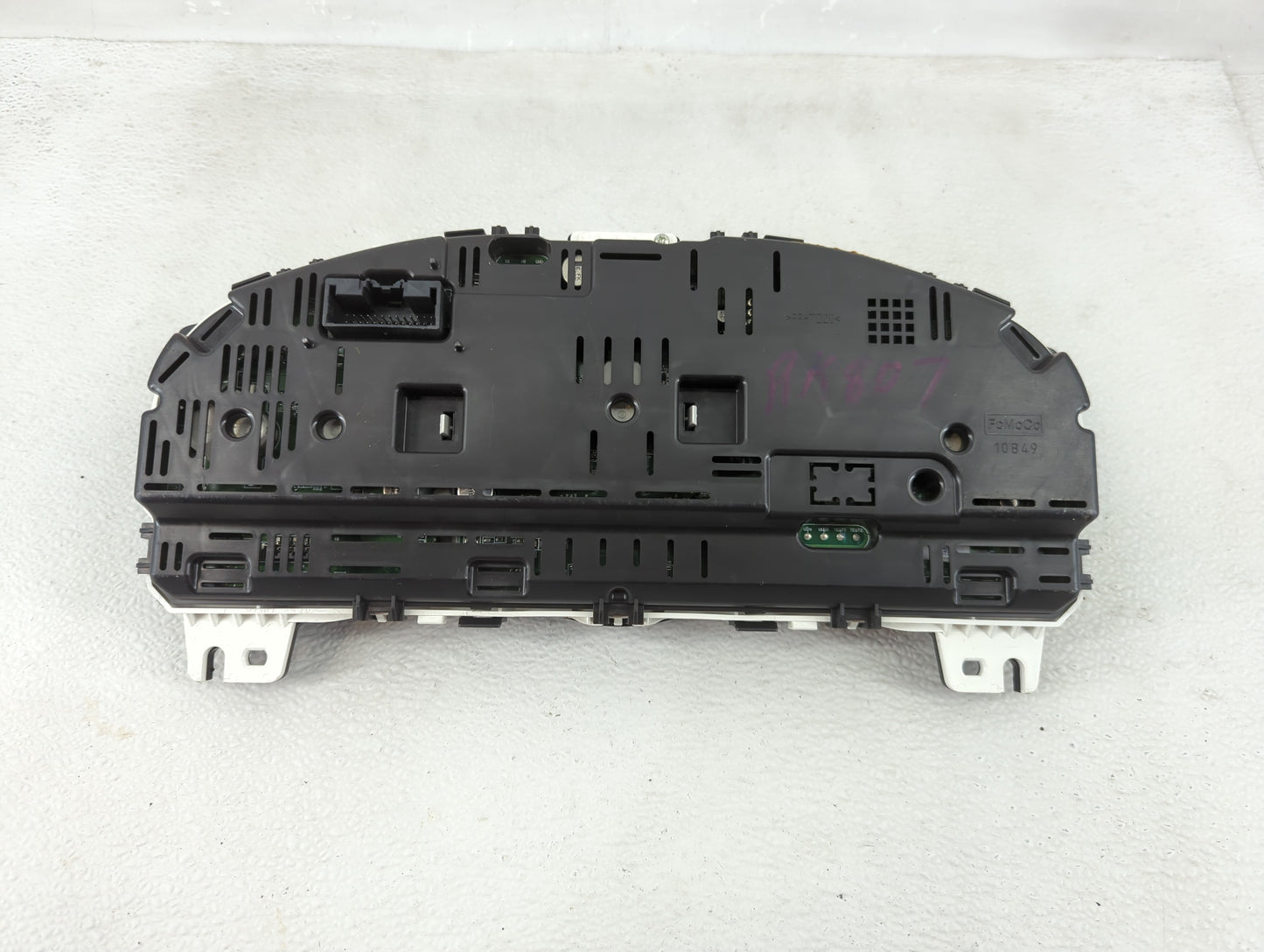 2010 Lincoln Mks Instrument Cluster Speedometer Gauges P/N:AA5T-10849-CK Fits OEM Used Auto Parts - Oemusedautoparts1.com