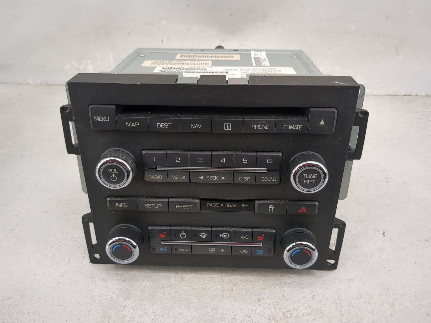 2010 Lincoln Mks Radio AM FM Cd Player Receiver Replacement P/N:AA5T19C156AC NAU-4204 Fits OEM Used Auto Parts - Oemusedauto