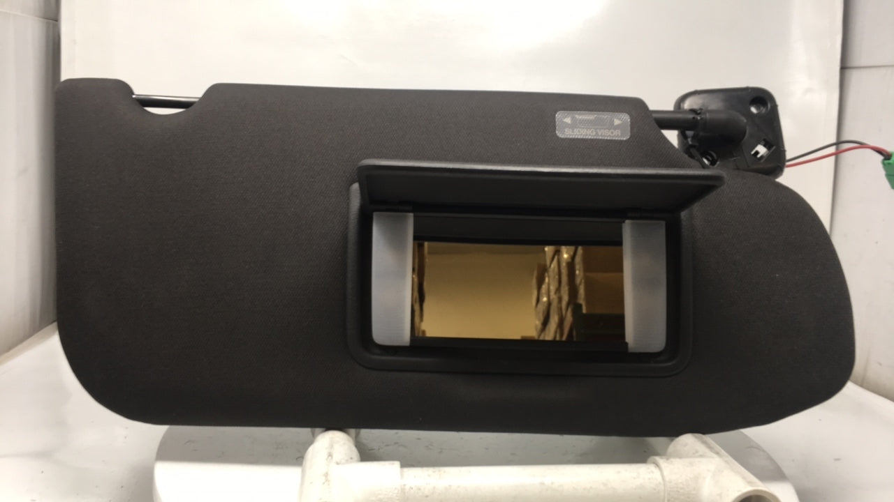 2010 Lincoln Mks Sun Visor Shade Replacement Passenger Right Mirror Fits OEM Used Auto Parts - Oemusedautoparts1.com