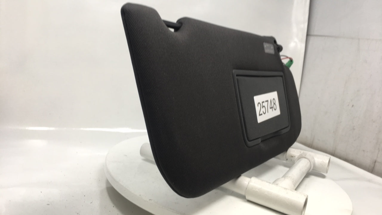 2010 Lincoln Mks Sun Visor Shade Replacement Passenger Right Mirror Fits OEM Used Auto Parts - Oemusedautoparts1.com